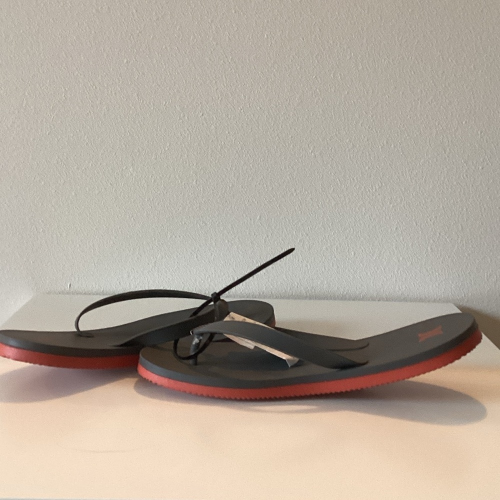 Hurley Men's Gray and Red Flip Flop‎ Sandals Size 13 NB